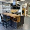 Elementa AV 1070 GL / AV 1097 moderne L-Küche mit Theke